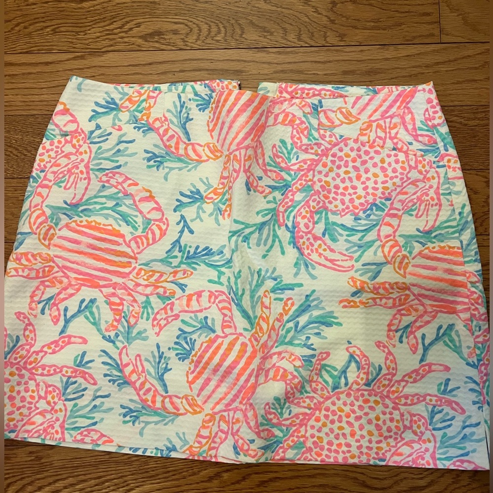 Lilly Pulitzer crab skirt with built in shorts.